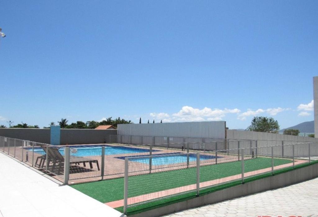 Apartamento Na Palhoca, Com Vista Para O Mar, Proximo A Mercados, Padarias E Farmacias. 外观 照片